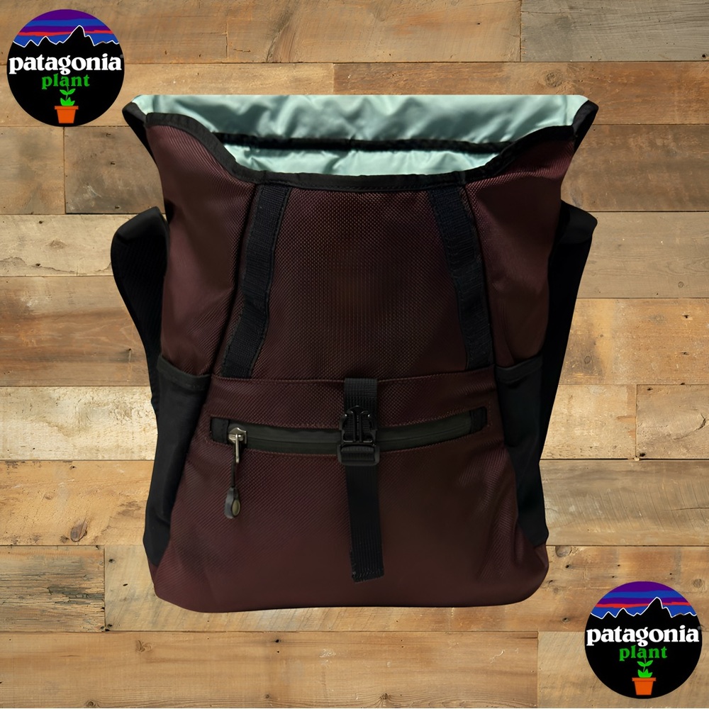 Patagonia Messenger Bag - Picture 8 of 11